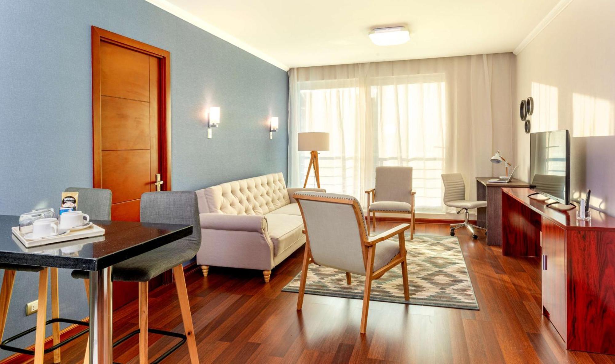 Premium Queen Suite,1284056467:JPEG