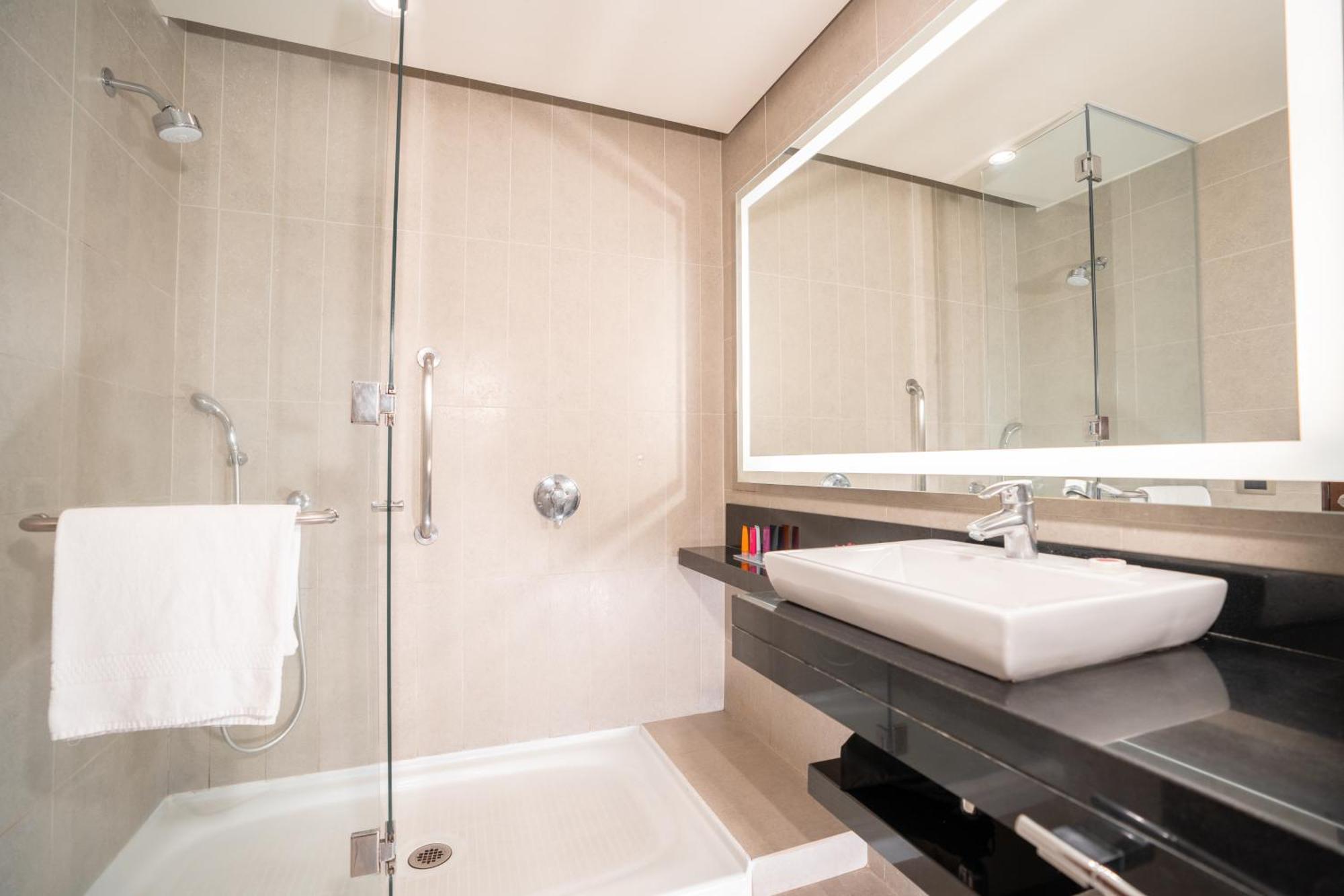 Quarto com Cama King-size