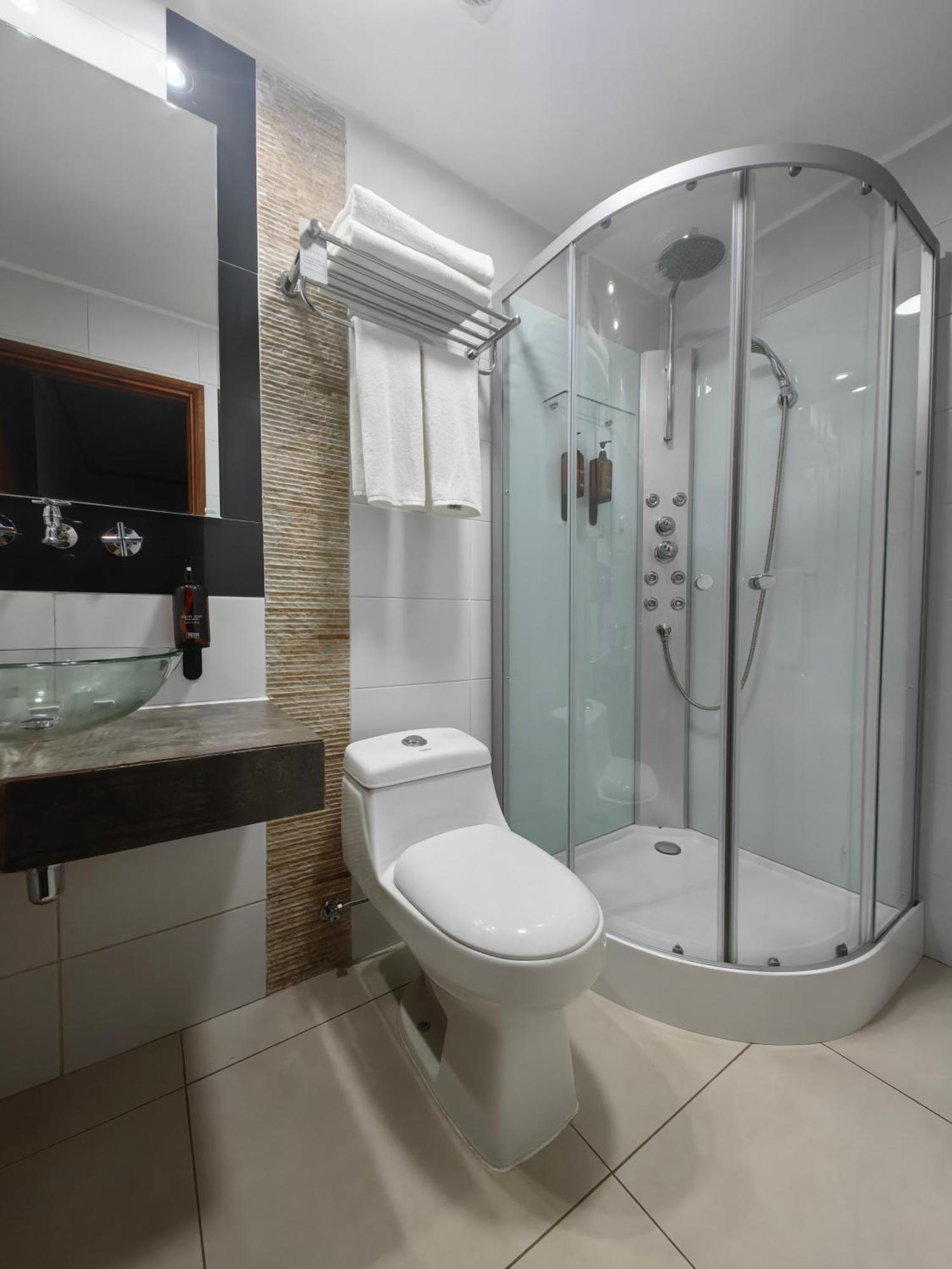 Standard Triple Room,1594217848:JPEG