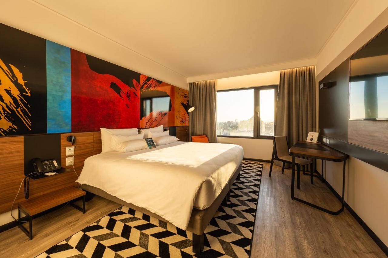 Quarto Superior com Cama King-size